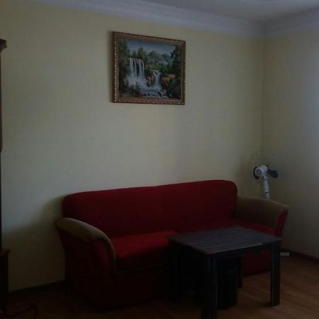 Guesthouse Gia Kobuleti Bagian luar foto