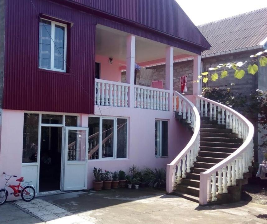 Guesthouse Gia Kobuleti Bagian luar foto