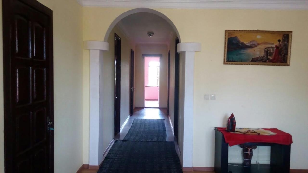 Guesthouse Gia Kobuleti Bagian luar foto
