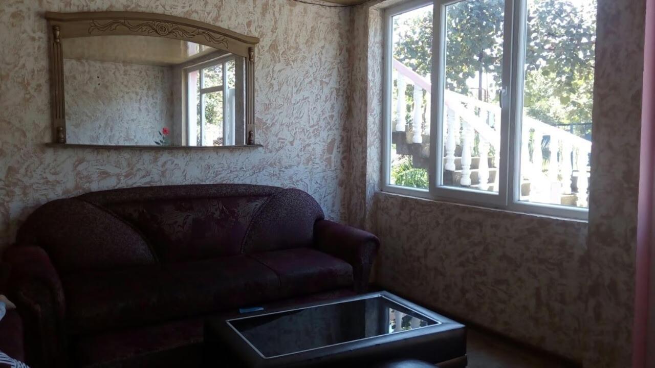 Guesthouse Gia Kobuleti Bagian luar foto